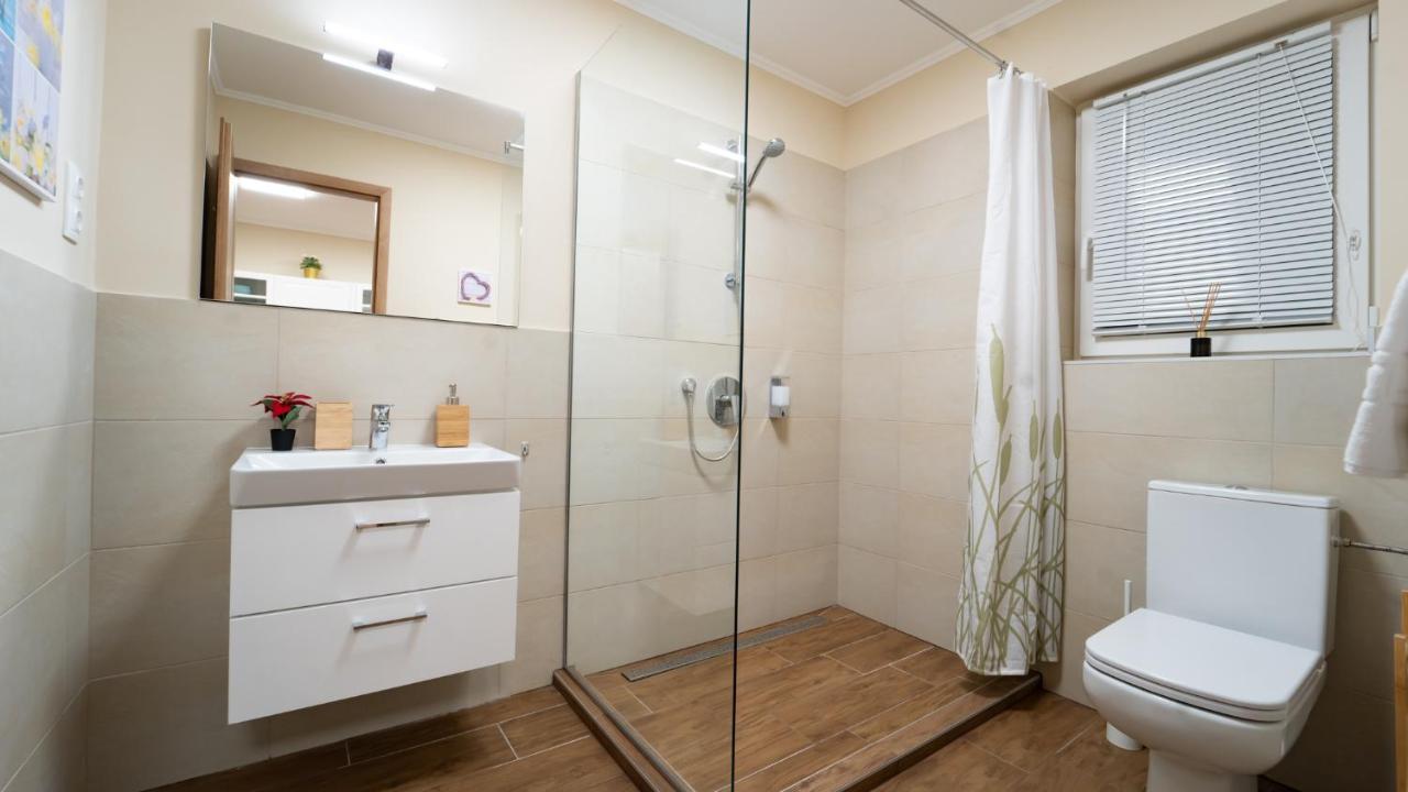 Palmy Home Dunakeszi Eksteriør bilde